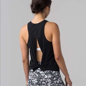 Lululemon All Tied Up Tank Black 6